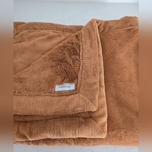 Saranoni baby blanket